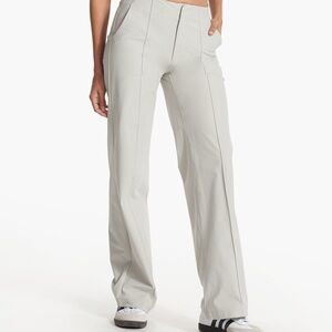 Vuori Meta Wideleg NWT Small Vapor
